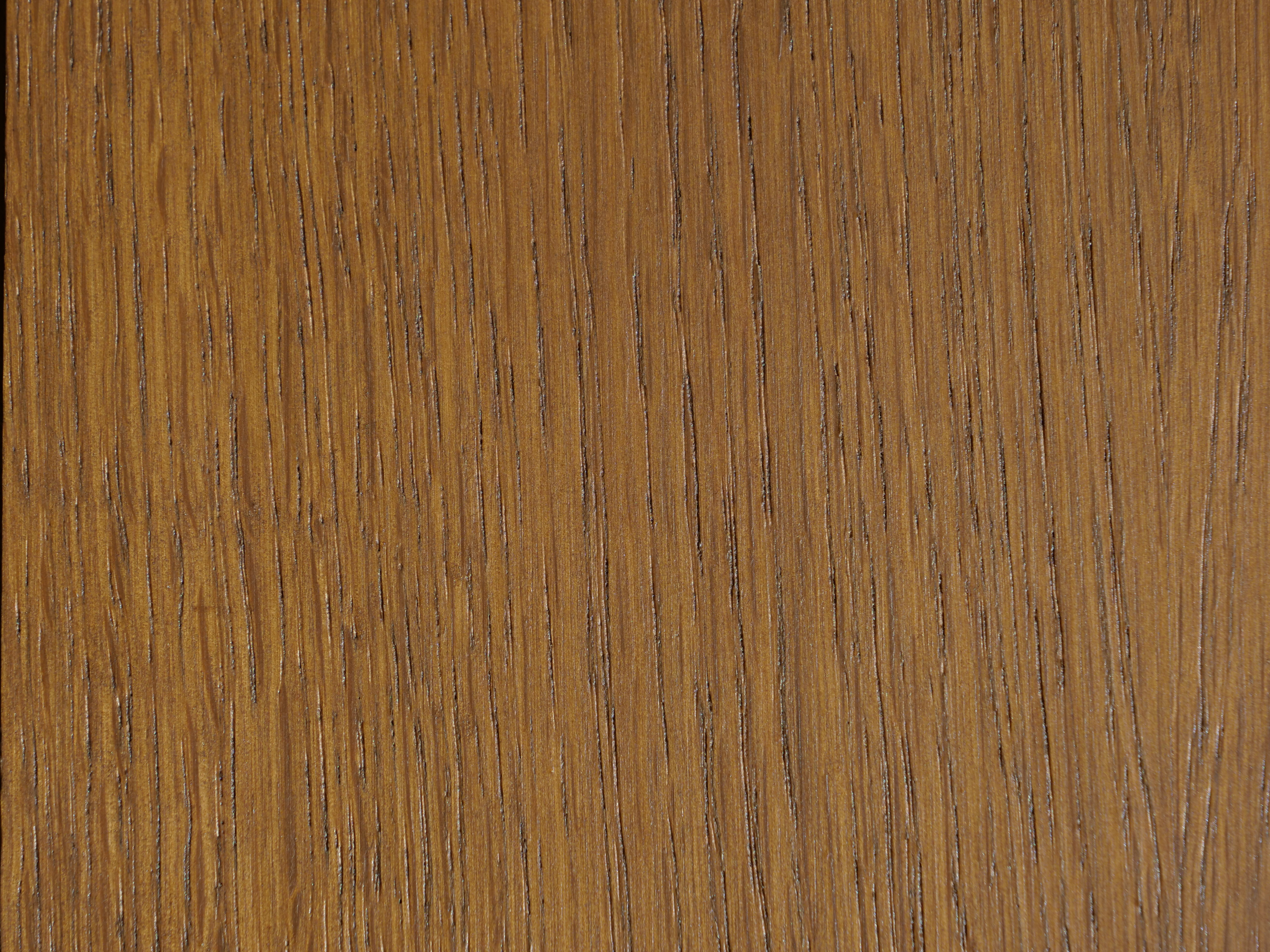 Chêne moyen lasure teinte foncée